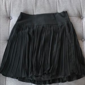Loft skirt NWT